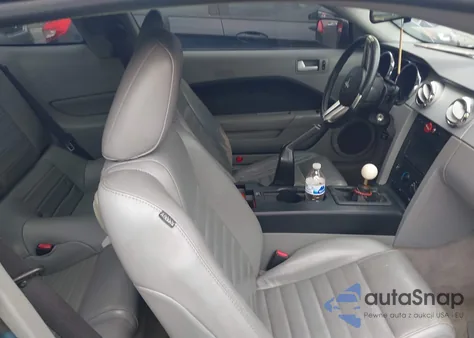 2006 Ford Mustang Gt z USA, uszkodzony, nr VIN 1ZVHT82H165257818